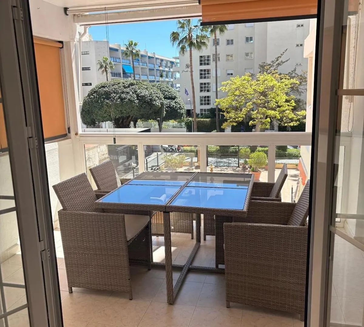Marbella Beachside Apartment - 1 Min Walk To Beach Spain