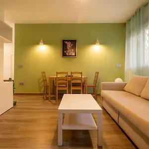 Apartment La Pimentera - Con Patio Privado, Marbella